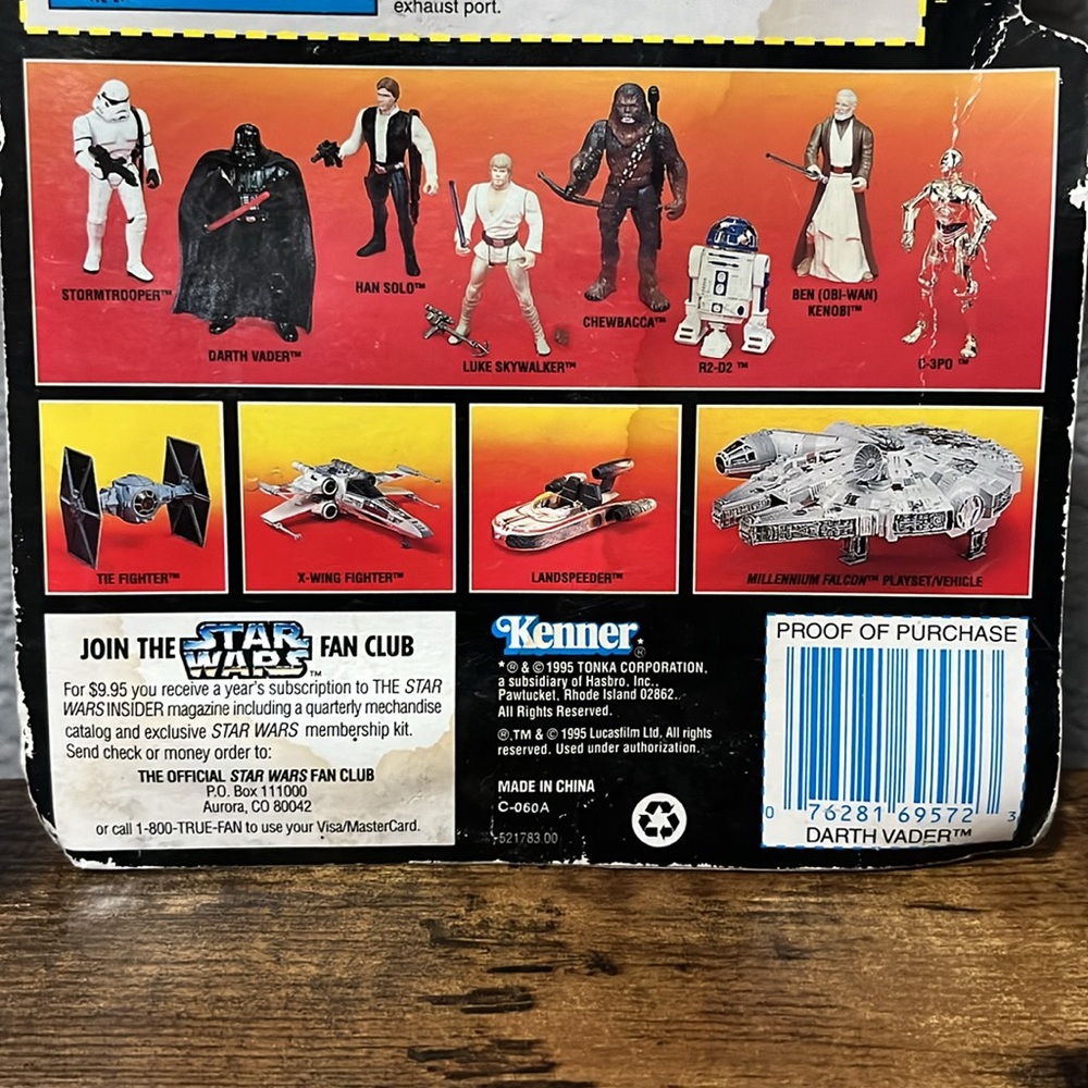 Star Wars The Power of the Force Darth Vader Figure - Picture 6 of 8